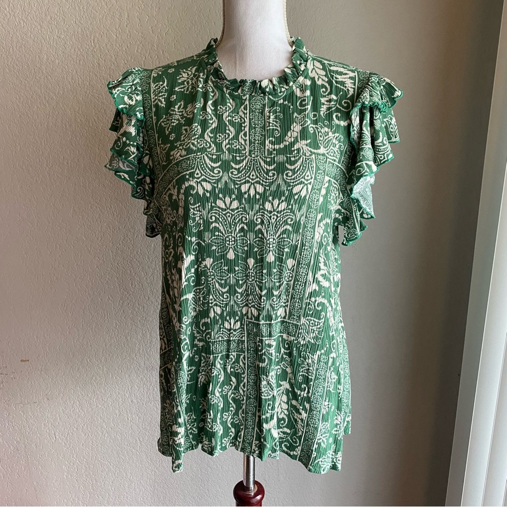 Green Patterned Ruffle Sleeve Top